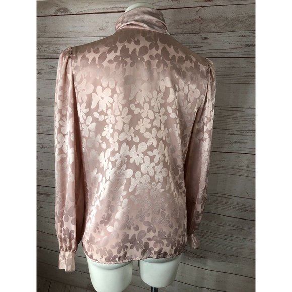 Elliot Andrews Women's Pale Pink Polyester Blouse Size 8 Long sleeve Button up - Picture 3 of 9